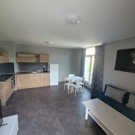 Maxi Homes Апартамент София